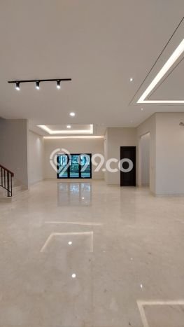 Dijual Rumah Premium dengan Fasilitas Sekitar Komplit di BSD, Tangerang Selatan Dijual Rumah Premium dengan Fasilitas Sekitar Komplit di BSD, Tangerang Selatan