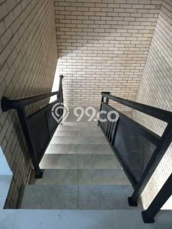 For Sale Hunian Rumah Terawat 3 KT di Graha Raya, Tangerang Selatan For Sale Hunian Rumah Terawat 3 KT di Graha Raya, Tangerang Selatan