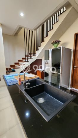 Rumah Minimalis 3 KT di Lippo Karawaci Tangerang Semi Furnished Rumah Minimalis 3 KT di Lippo Karawaci Tangerang Semi Furnished