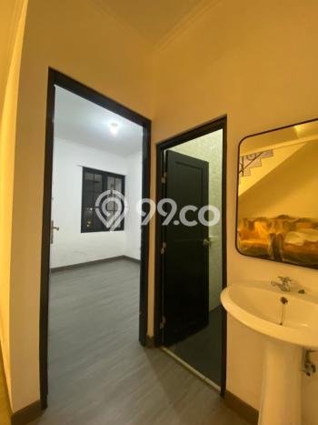 Hunian Mewah LB 140m2 Siap Pakai Desain Elegan di Gading Serpong, Tangerang Hunian Mewah LB 140m2 Siap Pakai Desain Elegan di Gading Serpong, Tangerang