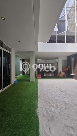 Jual Rumah Luas Megah Dengan View Eksklusif di Pluit, Jakarta Utara Jual Rumah Luas Megah Dengan View Eksklusif di Pluit, Jakarta Utara