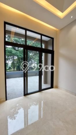 Dijual Rumah Premium dengan Fasilitas Sekitar Komplit di BSD, Tangerang Selatan Dijual Rumah Premium dengan Fasilitas Sekitar Komplit di BSD, Tangerang Selatan