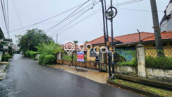 For Sale! Luxury House LT 1954m2 Desain Modern di Bintaro For Sale! Luxury House LT 1954m2 Desain Modern di Bintaro