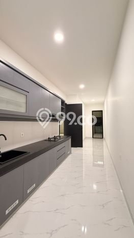 Rumah Elit Modern Tanpa Renovasi di BSD De Park Tangerang Rumah Elit Modern Tanpa Renovasi di BSD De Park Tangerang