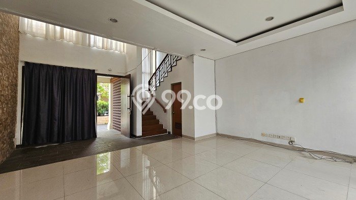 Rumah Elit LB 215m2 Siap Pakai Desain Elegan di BSD Green Wich, Tangerang Rumah Elit LB 215m2 Siap Pakai Desain Elegan di BSD Green Wich, Tangerang