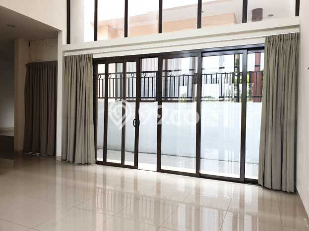 Rumah Elit Modern Siap Huni di BSD Tangerang Rumah Elit Modern Siap Huni di BSD Tangerang