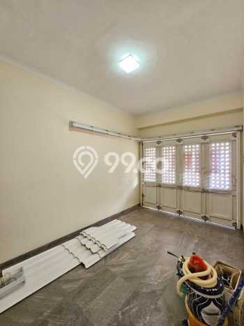 Dijual Rumah Mewah Megah Dengan View Cantik di Summarecon Serpong, Tangerang Dijual Rumah Mewah Megah Dengan View Cantik di Summarecon Serpong, Tangerang