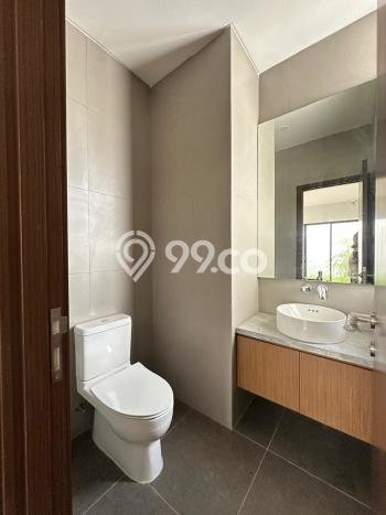 Hunian Mewah LB 177m2 Siap Huni Desain Elegan di BSD City, Tangerang Hunian Mewah LB 177m2 Siap Huni Desain Elegan di BSD City, Tangerang