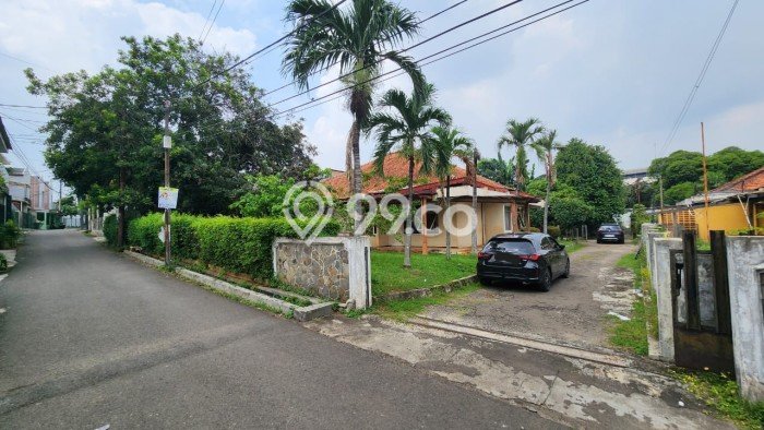 For Sale! Luxury House LT 1954m2 Desain Modern di Bintaro For Sale! Luxury House LT 1954m2 Desain Modern di Bintaro