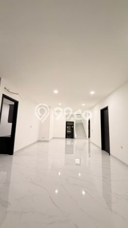 Rumah Elit Modern Tanpa Renovasi di BSD De Park Tangerang Rumah Elit Modern Tanpa Renovasi di BSD De Park Tangerang