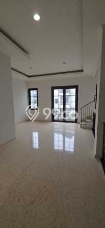 Rumah Luxury Modern Siap Huni di Alam Sutera Tangerang Rumah Luxury Modern Siap Huni di Alam Sutera Tangerang