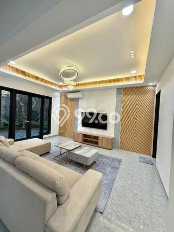 Hot Offer Hunian Premium Ideal dan Luas di BSD, Tangerang Selatan Hot Offer Hunian Premium Ideal dan Luas di BSD, Tangerang Selatan