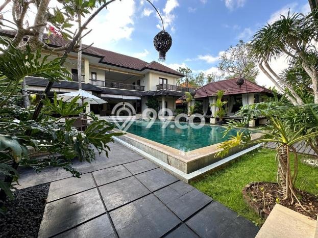 Dijual Vila di , Ukuran 1005m2m², Posisi Strategis Dijual Vila di , Ukuran 1005m2m², Posisi Strategis