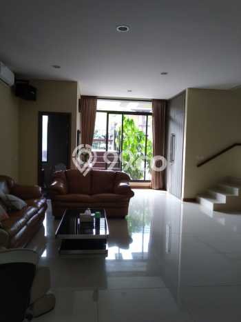 Rumah Elit Modern Siap Huni di BSD Green Wich Tangerang Rumah Elit Modern Siap Huni di BSD Green Wich Tangerang