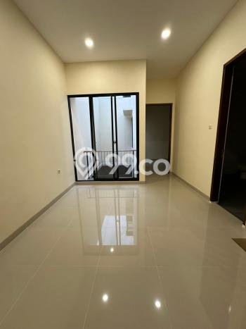 Rumah Mewah LB 180m2 Siap Pakai Desain Elegan di Alam Sutera, Tangerang Rumah Mewah LB 180m2 Siap Pakai Desain Elegan di Alam Sutera, Tangerang