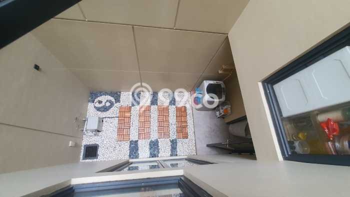 Rumah Minimalis 2 KT di BSD City Tangerang Semi Furnished Rumah Minimalis 2 KT di BSD City Tangerang Semi Furnished