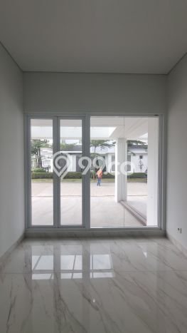 Hunian Elit LB 196m2 Siap Huni Desain Elegan di Gading Serpong, Tangerang Hunian Elit LB 196m2 Siap Huni Desain Elegan di Gading Serpong, Tangerang