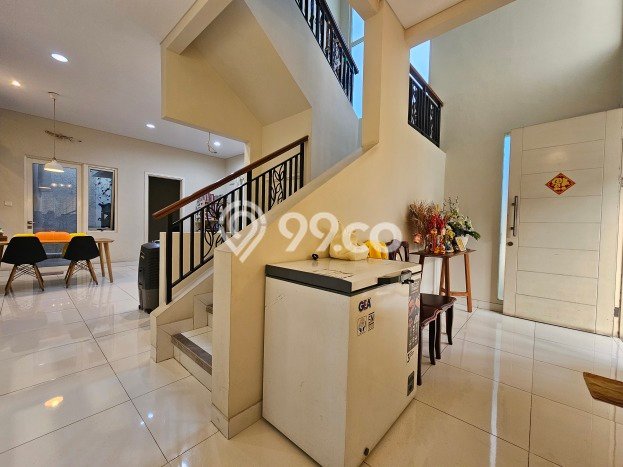 Rumah Elit Modern Tanpa Renovasi di Gading Serpong Tangerang Rumah Elit Modern Tanpa Renovasi di Gading Serpong Tangerang