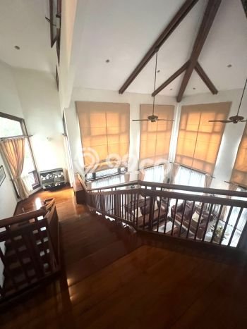 For Sale! Luxury House LT 700m2 Desain Modern di BSD Bukit Golf For Sale! Luxury House LT 700m2 Desain Modern di BSD Bukit Golf