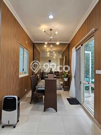Rumah Elit LB 135m2 Siap Pakai Desain Elegan di Gading Serpong The Spring, Tangerang Rumah Elit LB 135m2 Siap Pakai Desain Elegan di Gading Serpong The Spring, Tangerang