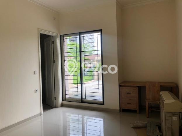 Disewakan! Rumah 4 Kamar Tidur &
4 Kamar Mandi di Alam Sutera, Tangerang Disewakan! Rumah 4 Kamar Tidur &
4 Kamar Mandi di Alam Sutera, Tangerang