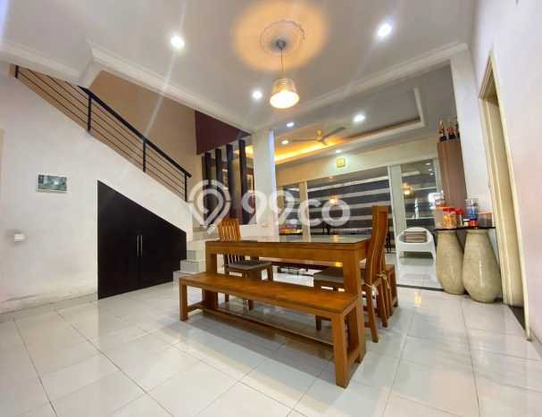 Ready to Use! Luxury House LT 181m2 Desain Elegan di Gading Serpong Pondok Hijau Golf Ready to Use! Luxury House LT 181m2 Desain Elegan di Gading Serpong Pondok Hijau Golf