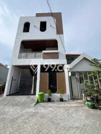 Rumah Kost Dijual di Wiyung, Surabaya, 31 KT, 31 KM, Bangunan 450m2 Rumah Kost Dijual di Wiyung, Surabaya, 31 KT, 31 KM, Bangunan 450m2