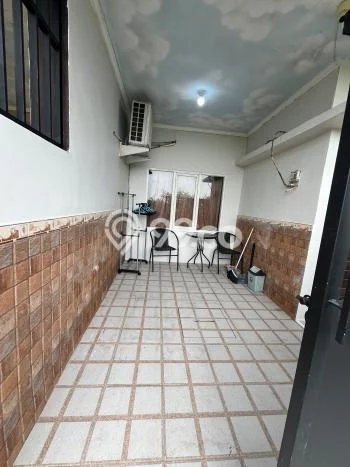 Siap Huni Rumah Minimalis & Modern LB 64m2 di Gununganyar Siap Huni Rumah Minimalis & Modern LB 64m2 di Gununganyar
