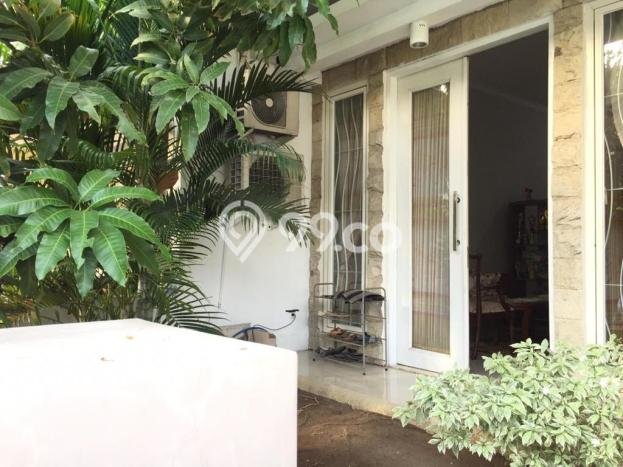 Jual Rumah Eksklusif 3 KT di Pakuwon City, Surabaya Jual Rumah Eksklusif 3 KT di Pakuwon City, Surabaya