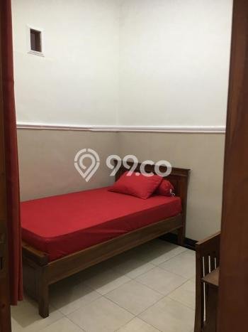 Rumah Modern 8 Kamar LT 200m2 di Gununganyar Rumah Modern 8 Kamar LT 200m2 di Gununganyar