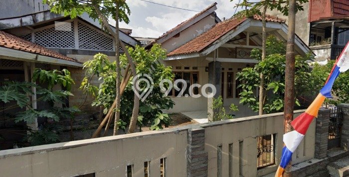 Rumah 5 KT 4 KM Luas Tanah 350m², LB 196m² di Lengkong, Bandung Rumah 5 KT 4 KM Luas Tanah 350m², LB 196m² di Lengkong, Bandung