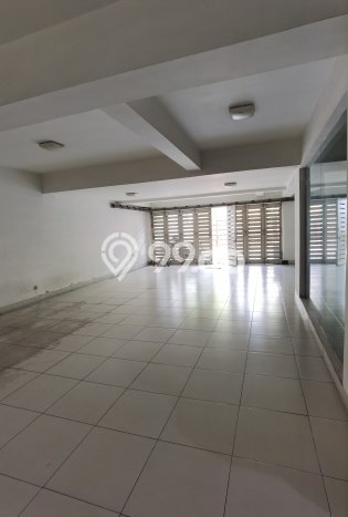 Dijual Hunian Mewah dengan Fasilitas Sekitar Lengkap di Kebayoran Baru, Jakarta Selatan Dijual Hunian Mewah dengan Fasilitas Sekitar Lengkap di Kebayoran Baru, Jakarta Selatan