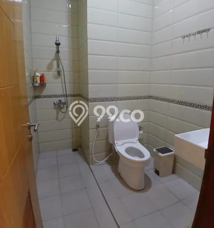 For Sale Hunian Rumah Terawat 4 Kamar di Bintaro, Jakarta Selatan For Sale Hunian Rumah Terawat 4 Kamar di Bintaro, Jakarta Selatan