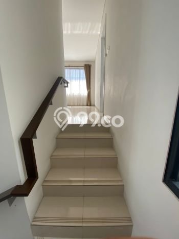 Rumah Elit Modern Siap Huni di Bintaro Tangerang Selatan Rumah Elit Modern Siap Huni di Bintaro Tangerang Selatan