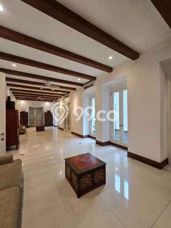 Hunian Minimalis dengan LT 1200m2 & LB 1300m2 Dikontrakkan di Kemang Hunian Minimalis dengan LT 1200m2 & LB 1300m2 Dikontrakkan di Kemang