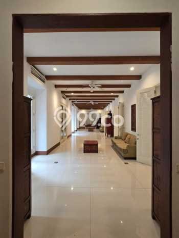 Hunian Minimalis dengan LT 1200m2 & LB 1300m2 Dikontrakkan di Kemang Hunian Minimalis dengan LT 1200m2 & LB 1300m2 Dikontrakkan di Kemang
