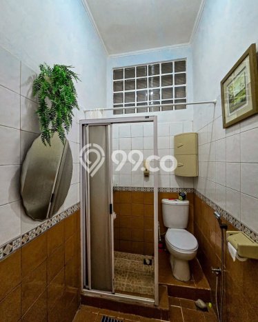 Dijual Rumah Premium dengan Fasilitas Sekitar Lengkap di Kebayoran Lama, Jakarta Selatan Dijual Rumah Premium dengan Fasilitas Sekitar Lengkap di Kebayoran Lama, Jakarta Selatan