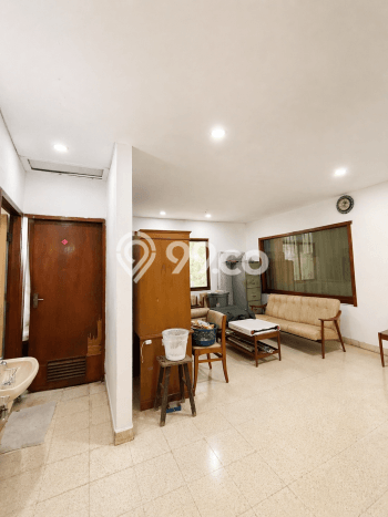 Rumah Luxury Modern Siap Huni di Cideng Jakarta Pusat Rumah Luxury Modern Siap Huni di Cideng Jakarta Pusat