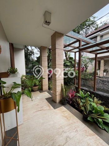 Rumah Disewakan Jakarta Selatan LT 320m2 LB 300m2 Area Ampera Rumah Disewakan Jakarta Selatan LT 320m2 LB 300m2 Area Ampera