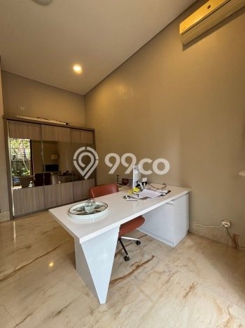 Rumah Disewakan Jakarta Selatan LT 320m2 LB 300m2 Area Ampera Rumah Disewakan Jakarta Selatan LT 320m2 LB 300m2 Area Ampera