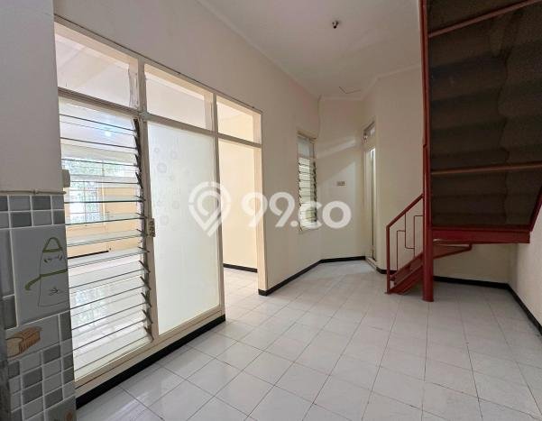 Dijual Rumah Strategis Bagus Punya 3 KT di Rungkut Surabaya SHM Dijual Rumah Strategis Bagus Punya 3 KT di Rungkut Surabaya SHM