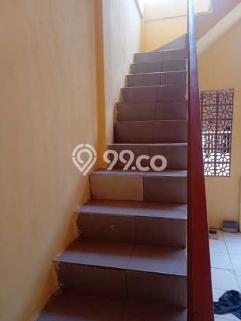 Rumah Kost untuk Dijual di Driyorejo dengan 12 KT, 12 KM, Luas 240m2 Rumah Kost untuk Dijual di Driyorejo dengan 12 KT, 12 KM, Luas 240m2