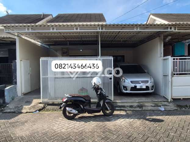 Jual Rumah Bagus Siap Huni LB 80m2 di Waru, Sidoarjo Jual Rumah Bagus Siap Huni LB 80m2 di Waru, Sidoarjo