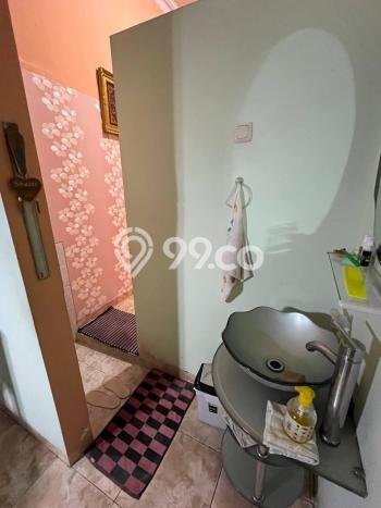Siap Huni Hunian Elit 6 Kamar di Rungkut Dekat ke Mana Saja Siap Huni Hunian Elit 6 Kamar di Rungkut Dekat ke Mana Saja