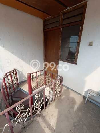 Ready to Use! Premium House LT 300m2 Desain Elegan di Ketintang Ready to Use! Premium House LT 300m2 Desain Elegan di Ketintang