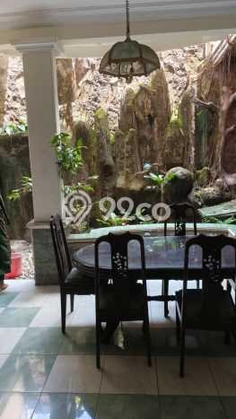 Rumah Modern 6 KT LT 216m2 di Waru Rumah Modern 6 KT LT 216m2 di Waru
