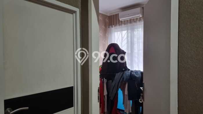 Jual Rumah Eksklusif 2 KT di Graha Raya, Tangerang Jual Rumah Eksklusif 2 KT di Graha Raya, Tangerang