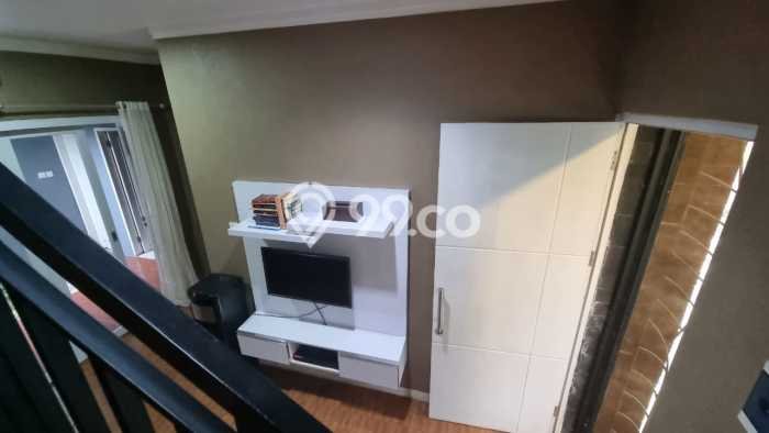 Jual Rumah Eksklusif 2 KT di Graha Raya, Tangerang Jual Rumah Eksklusif 2 KT di Graha Raya, Tangerang