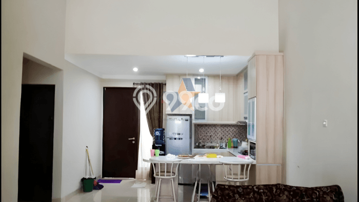 Rumah Luas Asri 3 KT Siap Huni di Graha Raya Tangerang Selatan Rumah Luas Asri 3 KT Siap Huni di Graha Raya Tangerang Selatan