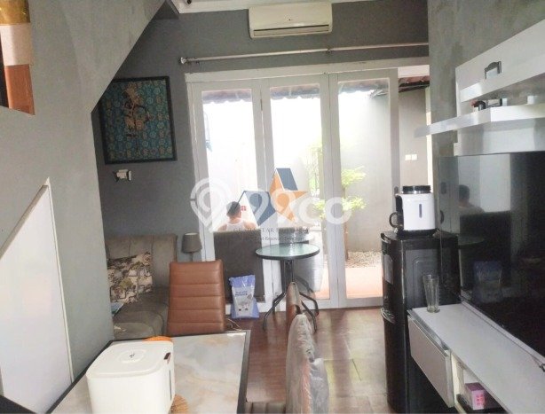 Hunian Nyaman Asri 2 KT Siap Pakai di Graha Raya Bintaro Tangerang Selatan Hunian Nyaman Asri 2 KT Siap Pakai di Graha Raya Bintaro Tangerang Selatan